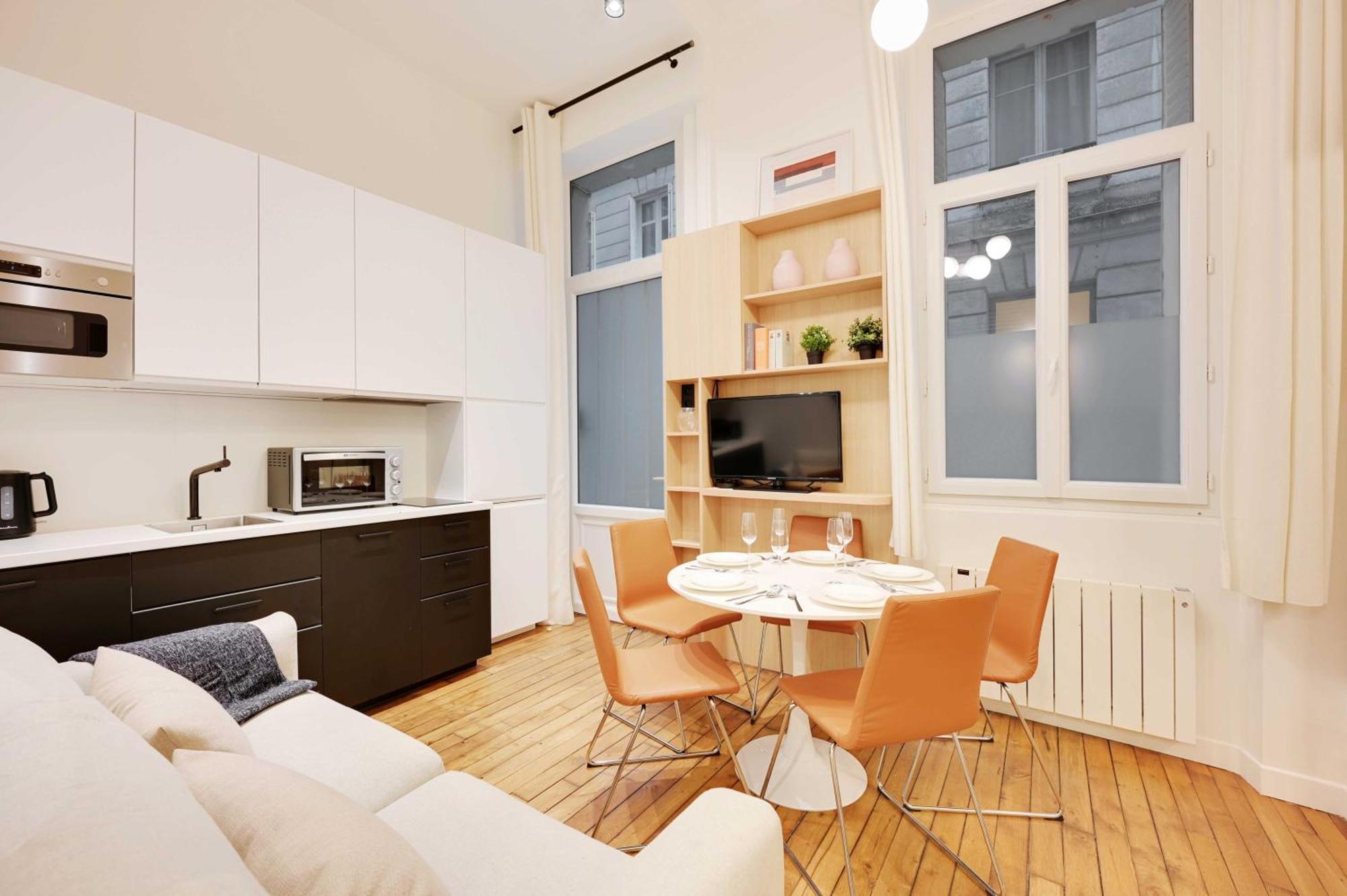 Beautiful Apt -1Br-4P- Tour Eiffel - Invalides Paris Exterior photo